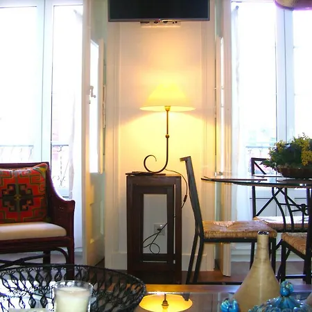 Elegant S. Miguel * Лиссабон